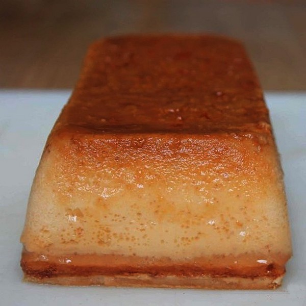 Flan à la confiture de letchis